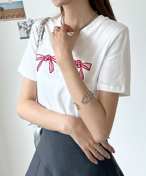Futier land(フューティアランド)の「【コットン100%】ダブル刺繍リボンロゴTシャツ(Tシャツ/カットソー・レディース・ブラック/ホワイト・FREE)」の17枚目の写真