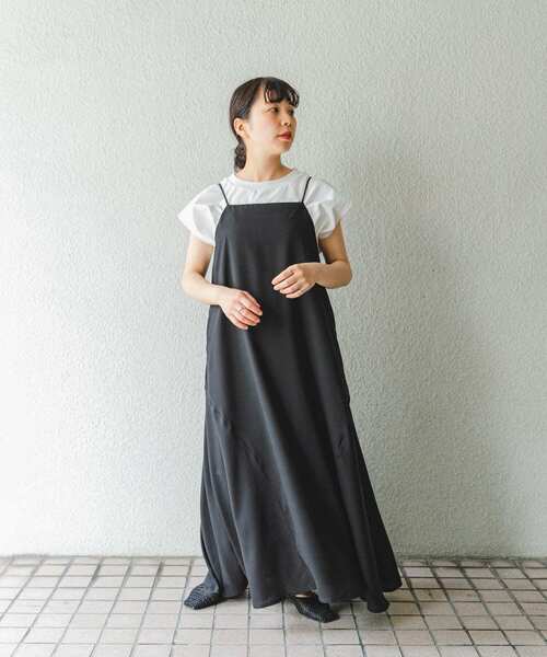 ITEMS URBANRESEARCH（アイテムズ アーバンリサーチ）の「キャミワンピース（ワンピース・レディース・ブラック/チャコールグレー・FREE）」の3枚目の写真