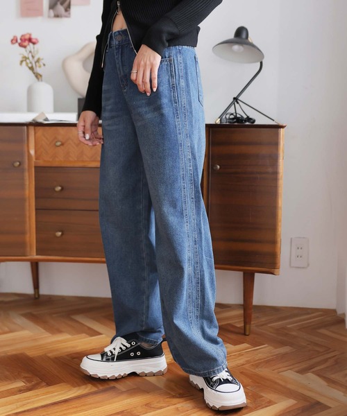 Girly Doll（ガーリードール）の「サイドデザインストレートデニム（デニムパンツ・レディース・ブルー/ライトブルー・S/M/L）」の2枚目の写真