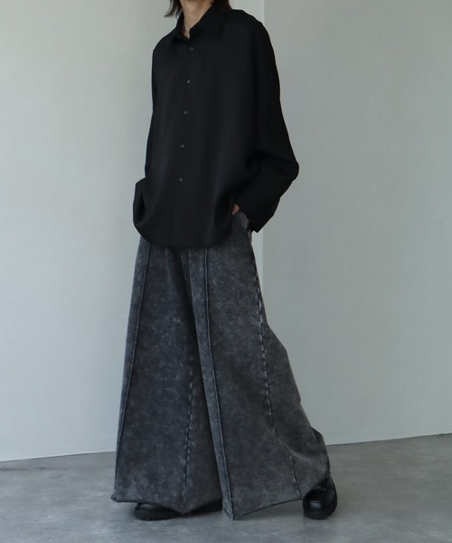 welise（ウェライズ）の「【welise/ウェライズ】リッチドレープスムース　長袖ワイドカフス オーバーサイズドルマンシャツ（シャツ/ブラウス・メンズ・ホワイト/ライトグレー/ブラック/ワイン/チャコールグレー/ダークブルー/ブラウン/ダークネイビー・S/M/L）」の19枚目の写真