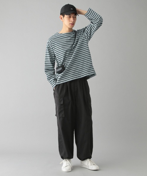 O0u（オーゼロユー）の「【アップルレザー】ミニポーチショルダー 127539（ショルダーバッグ・レディース・ブラウン/ブラック・ONE SIZE）」の4枚目の写真