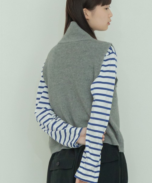 HEILIS(ヘイリス)の「ショート丈ダブルジップニットベスト / ハーフジップニット クロップド丈 リブ編み ウールタッチ ショートベスト ジップベスト ハイネック(ベスト・レディース・アイボリー/ブラック/グレー・FREE)」の9枚目の写真