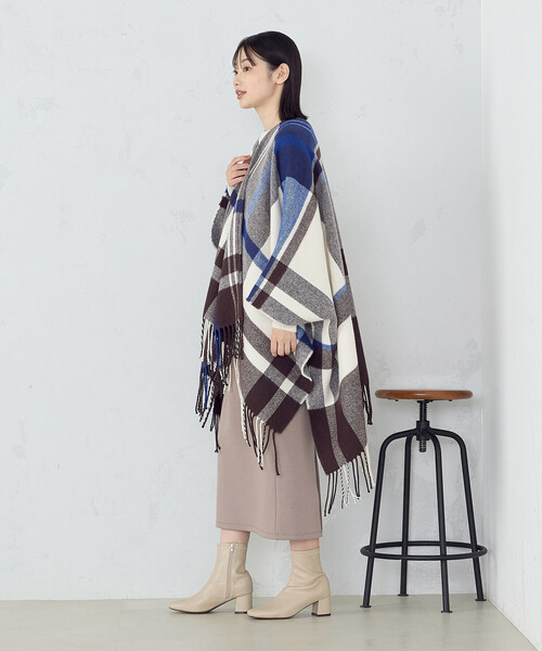 MONO COMME CA(モノコムサ)の「ポンチョストール(ストール/ショール・レディース・ベージュ系/ブルー系・FREE)」の7枚目の写真