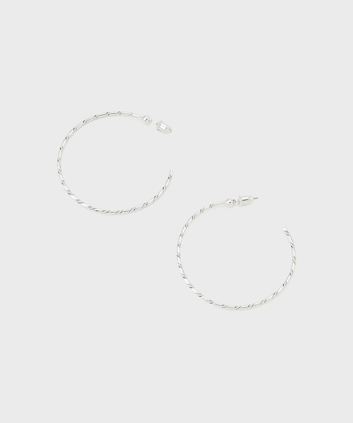 GRACE CONTINENTAL（グレースコンチネンタル）の「ラインデザインフープピアス（ピアス（両耳用）・レディース・シルバー/ゴールド・FREE）」の7枚目の写真