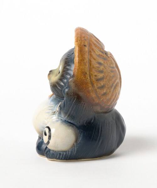 BEAMS JAPAN（ビームス　ジャパン）の「【別注】信楽焼 たぬき 貯金箱（インテリア雑貨・レディース・ネイビー/オレンジ・ONE SIZE）」の11枚目の写真