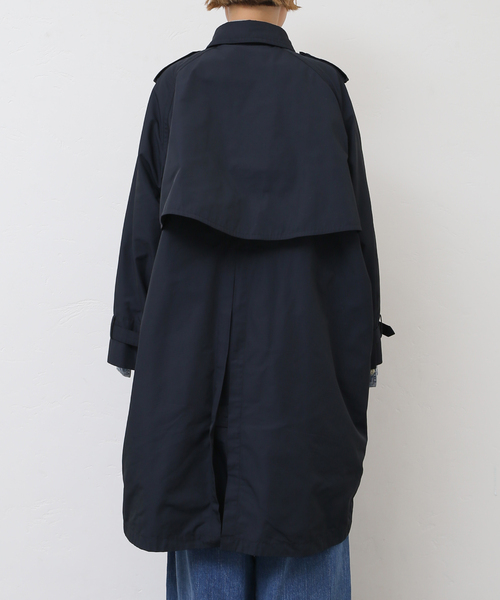 JOURNAL STANDARD LUXE(ジャーナルスタンダード ラックス)の「メモリーウェザービッグトレンチコート(トレンチコート・レディース・ネイビー・FREE)」の19枚目の写真
