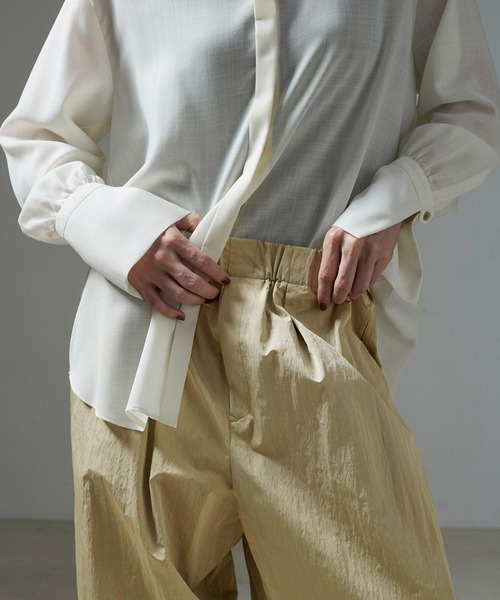 SALON adam et rope'（サロン アダム エ ロペ）の「イージーカービーパンツ（その他パンツ・レディース・ベージュ/ブラック・S/M）」の3枚目の写真