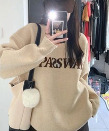 もっちり肌触りで暖かさ抜群。バイカラー ロゴ クルーネック ニット プルオーバー