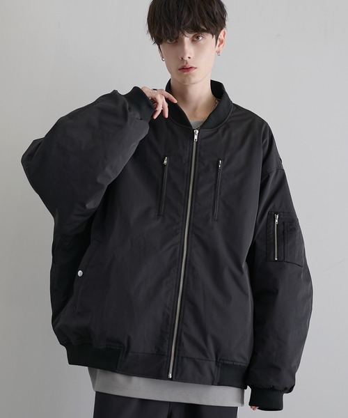 LILL（リル）の「ルーズシルエットメタルジップ ボリュームMA-1