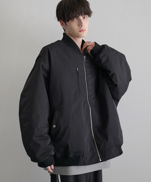 LILL（リル）の「ルーズシルエットメタルジップ ボリュームMA-1ブルゾン（MA-1・メンズ・ブラック/グレー系/ブラック系・M/L/XL/S）」の8枚目の写真