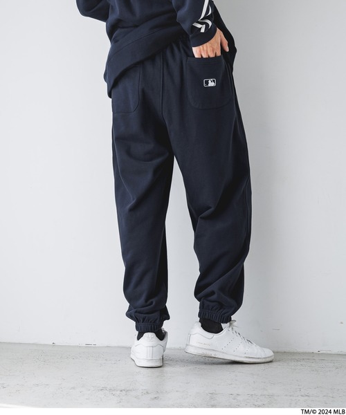 LOWRYS FARM（ローリーズファーム）の「MLBスウェットパンツ 147114（スウェットパンツ・レディース・ネイビー/グレー・LARGE/MEDIUM）」の4枚目の写真