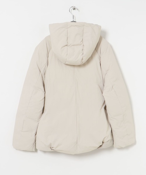 ITEMS URBANRESEARCH(アイテムズ アーバンリサーチ)の「GREENDOWNコクーンフードジャケット(ダウンジャケット/コート・レディース・ブラック/ホワイト系その他・FREE)」の17枚目の写真