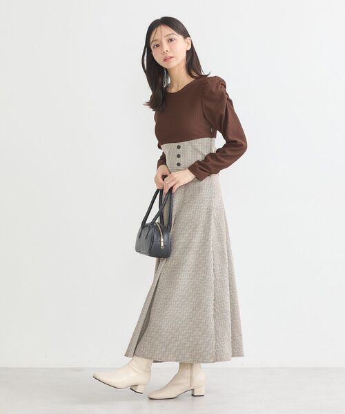 earth music&ecology(アースミュージックアンドエコロジー)の「リブカットソードッキングワンピース(ワンピース・レディース・ブラック/ブラウン・M/S)」の4枚目の写真