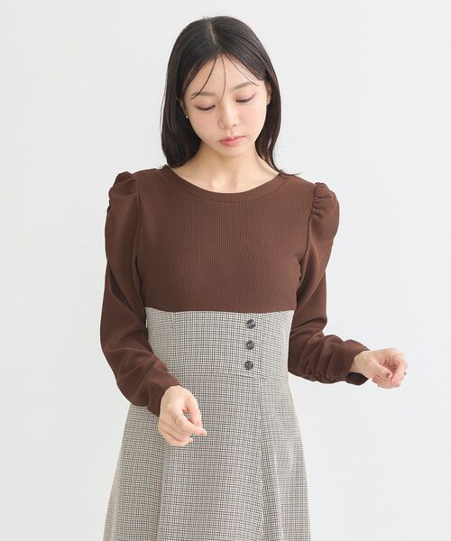 earth music&ecology(アースミュージックアンドエコロジー)の「リブカットソードッキングワンピース(ワンピース・レディース・ブラック/ブラウン・M/S)」の5枚目の写真