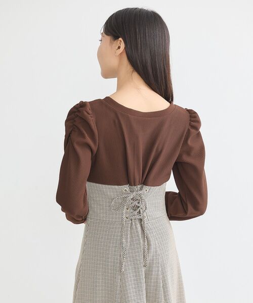 earth music&ecology(アースミュージックアンドエコロジー)の「リブカットソードッキングワンピース(ワンピース・レディース・ブラック/ブラウン・M/S)」の7枚目の写真