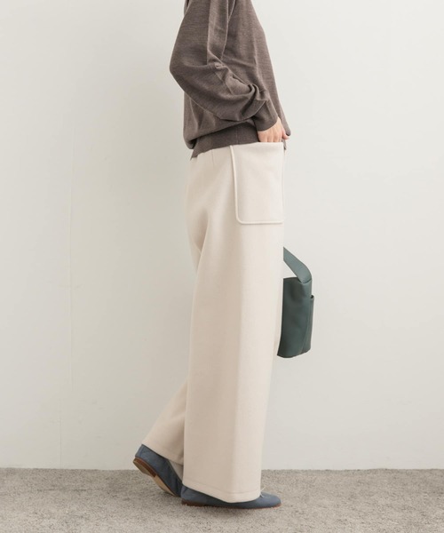 URBAN RESEARCH DOORS(アーバンリサーチドアーズ)の「カットメルトンワイドパンツ(その他パンツ・レディース・チャコールグレー/ホワイト系その他・MEDIUM)」の8枚目の写真