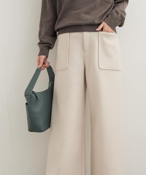 URBAN RESEARCH DOORS(アーバンリサーチドアーズ)の「カットメルトンワイドパンツ(その他パンツ・レディース・チャコールグレー/ホワイト系その他・MEDIUM)」の9枚目の写真