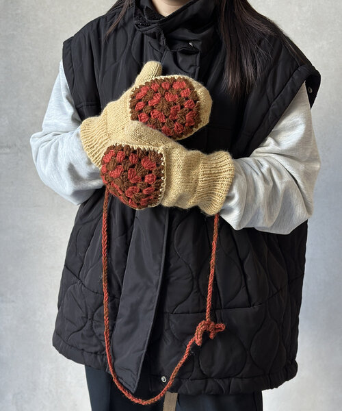 CPCM（シーピーシーエム）の「ヒモ付きクロシェ手袋（手袋・メンズ・ブラック/アイボリー・FREE）」の7枚目の写真