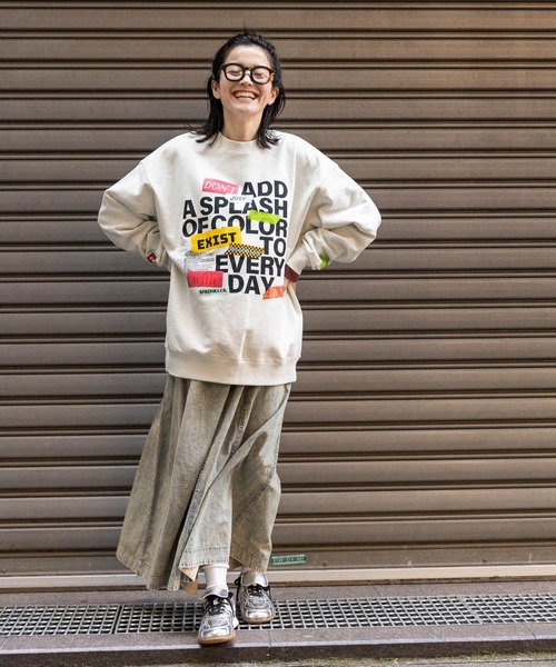 Fishs Eddy（フィッシュエディ）の「【Fishs Eddy(フィッシュエディ)】スウェットプルオーバー【UNISEX】（スウェット・レディース・ライトグレー/ブラック/ネイビー/オフホワイト・MEDIUM/LARGE）」の5枚目の写真