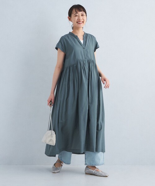 green label relaxing(グリーンレーベルリラクシング)の「ボイル ギャザー ハオリ ショートスリーブ ワンピース(ワンピース・レディース・ベージュ/ダークグリーン/ブラック・FREE)」の4枚目の写真