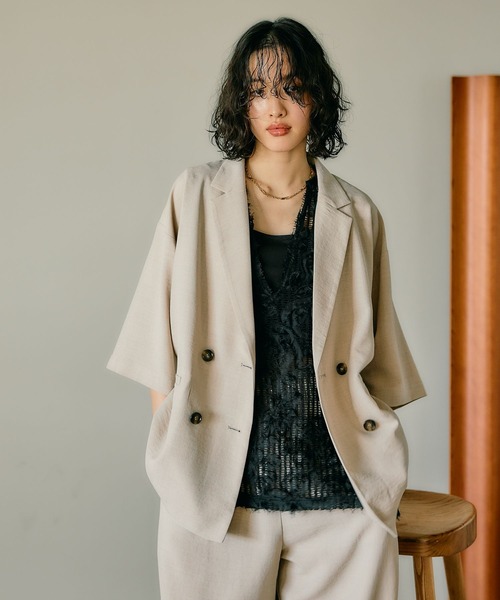 LEPSIM(レプシィム)の「ニュアンス柄レーシーベスト 242836(ベスト・レディース・オフホワイト/ブラウン/ブラック・FREE)」の10枚目の写真