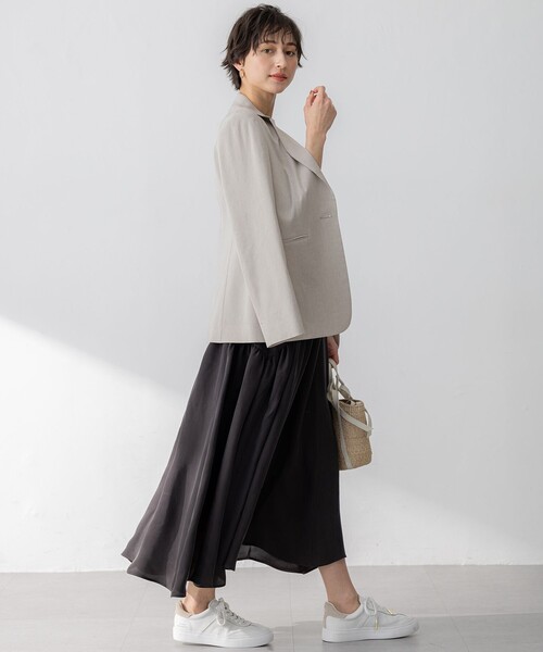 23区(ニジュウサンク)の「【洗える】リネンレーヨンストレッチ テーラード ジャケット(テーラードジャケット・レディース・ベージュ系・30/32)」の3枚目の写真