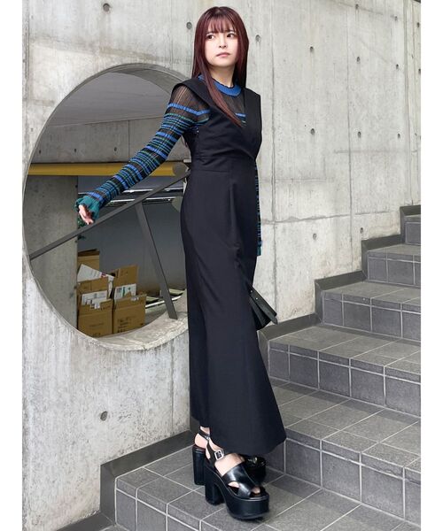 MURUA（ムルーア）の「プラットフォームカットワークサンダル（サンダル・レディース・ブラック/アイボリー・24.5/23.5/22.5）」の11枚目の写真