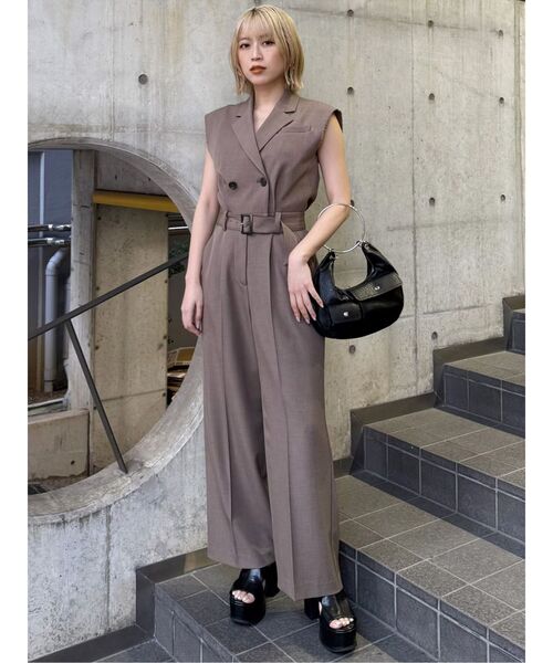 MURUA（ムルーア）の「プラットフォームカットワークサンダル（サンダル・レディース・ブラック/アイボリー・24.5/23.5/22.5）」の12枚目の写真