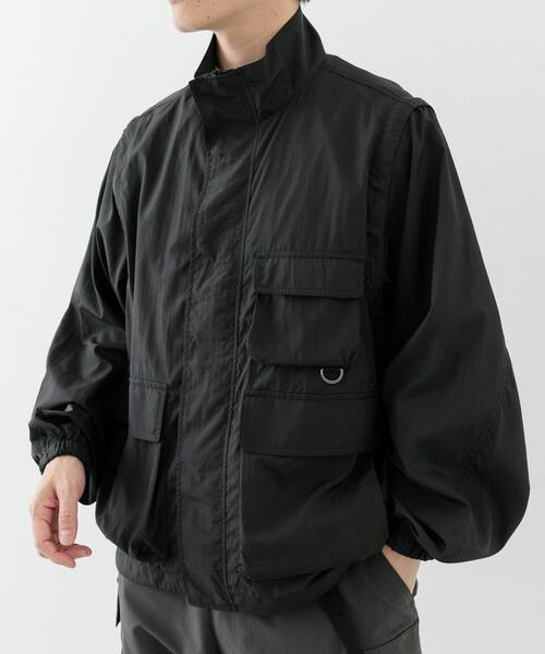 ITEMS URBANRESEARCH(アイテムズ アーバンリサーチ)の「『セットアップ対応』スーパーライトナイロン2wayブルゾン(ブルゾン・メンズ・ブラック/チャコールグレー・MEDIUM/LARGE)」の1枚目の写真