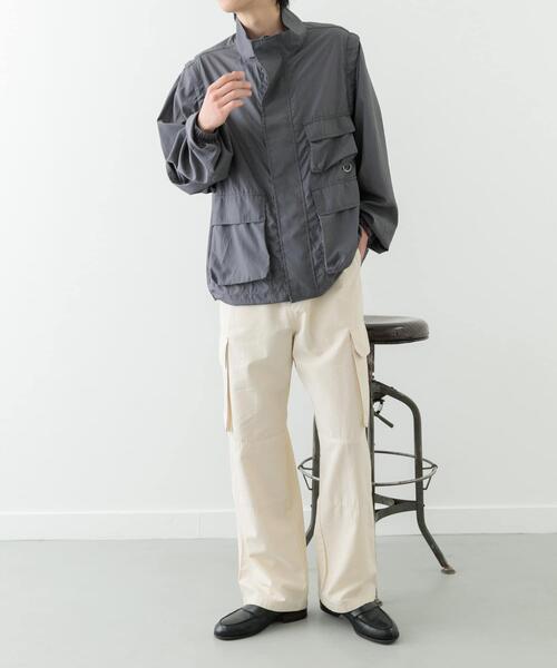 ITEMS URBANRESEARCH(アイテムズ アーバンリサーチ)の「『セットアップ対応』スーパーライトナイロン2wayブルゾン(ブルゾン・メンズ・ブラック/チャコールグレー・MEDIUM/LARGE)」の6枚目の写真