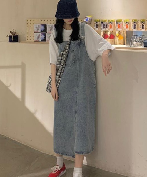 SallyLunn(サリーラン)の「【S~XLサイズ展開♪大人ゆるカジュアル】デニムサロペットワンピース(サロペット/オーバーオール・レディース・ブルー・MEDIUM/LARGE/SMALL/X-LARGE)」の6枚目の写真