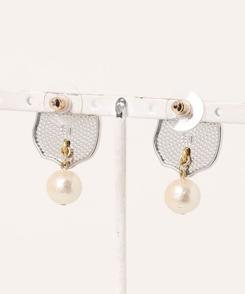 tone（トーン）の「【Le soleil】コットンパールとメタルパーツの個性的なピアス(MA)（ピアス（両耳用）・レディース・ゴールド・FREE）」の4枚目の写真