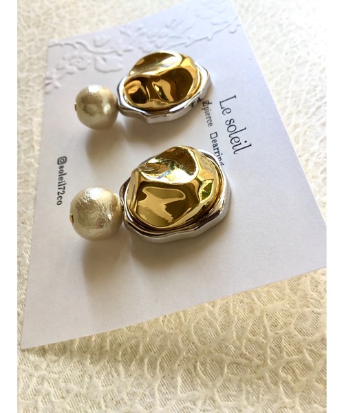 tone（トーン）の「【Le soleil】コットンパールとメタルパーツの個性的なピアス(MA)（ピアス（両耳用）・レディース・ゴールド・FREE）」の3枚目の写真