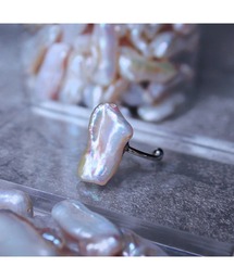 tone（トーン）の「【Willija】金属アレルギー対応《Distortion》歪みパールのステンレスリング(MA)（リング）」