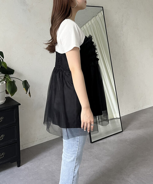 prose verse(プロズヴェール)の「フリルチュールドッキングペプラムTシャツ(Tシャツ/カットソー・レディース・ブラック系その他/オフホワイト・MEDIUM/LARGE)」の9枚目の写真