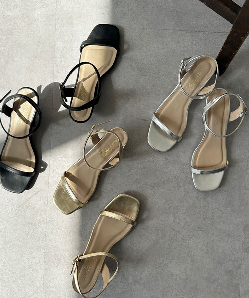 Chez toi（シェトワ）の「キャシャストラップピンヒール（サンダル・レディース・ゴールド/ブラック/シルバー・SMALL/MEDIUM/LARGE）」の2枚目の写真
