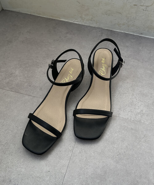 Chez toi（シェトワ）の「キャシャストラップピンヒール（サンダル・レディース・ゴールド/ブラック/シルバー・SMALL/MEDIUM/LARGE）」の5枚目の写真