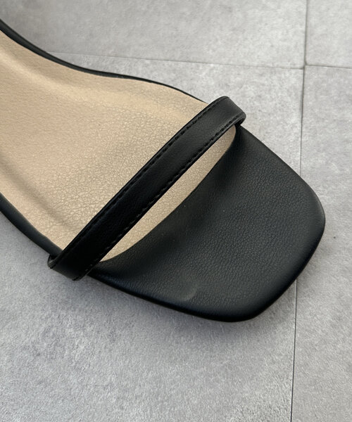 Chez toi（シェトワ）の「キャシャストラップピンヒール（サンダル・レディース・ゴールド/ブラック/シルバー・SMALL/MEDIUM/LARGE）」の7枚目の写真