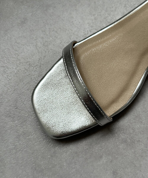 Chez toi（シェトワ）の「キャシャストラップピンヒール（サンダル・レディース・ゴールド/ブラック/シルバー・SMALL/MEDIUM/LARGE）」の18枚目の写真