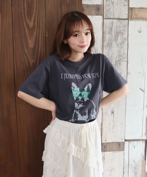 INTERPLANET（インタープラネット）の「DOGプリントTシャツ（Tシャツ/カットソー・レディース・オフホワイト/チャコールグレー/パープル・MEDIUM/LARGE）」の4枚目の写真