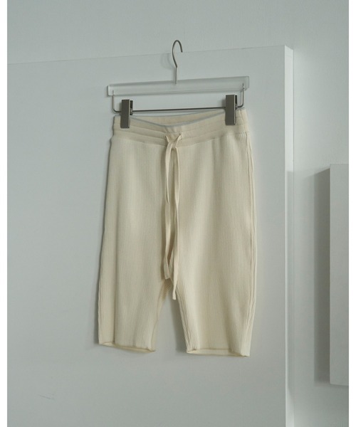 anuke（アンヌーク）の「Rib Biker Pants（デニムパンツ・レディース・アイボリー/チャコールグレー・38inch/36inch）」の15枚目の写真