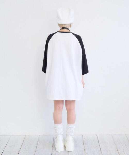 Whinny(ホワイニー)の「Whinny/闇うさぎを心臓に灯すティー(Tシャツ/カットソー・レディース・ホワイト/ブラック/サックスブルー・FREE)」の10枚目の写真