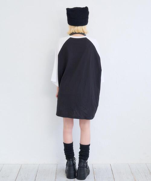 Whinny(ホワイニー)の「Whinny/闇うさぎを心臓に灯すティー(Tシャツ/カットソー・レディース・ホワイト/ブラック/サックスブルー・FREE)」の17枚目の写真