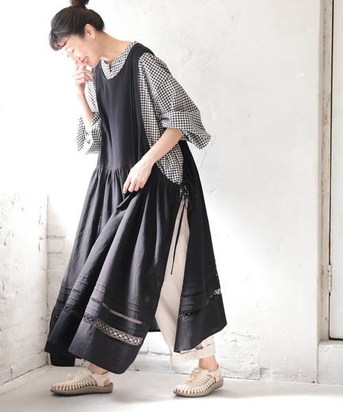 soulberry(ソウルベリー)の「かさねるワンピース(ワンピース・レディース・ブラック・LL~3L/M~L/4L~5L)」の1枚目の写真