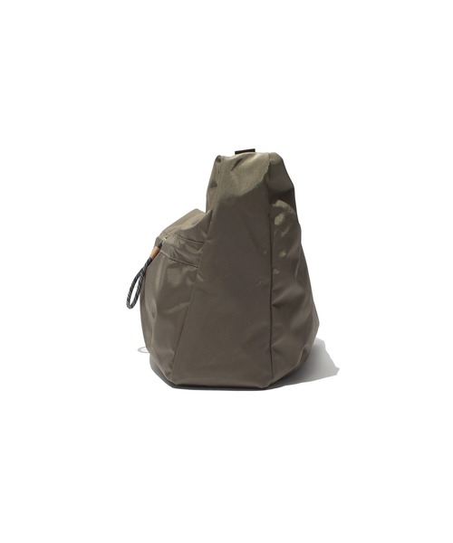 F/CE. (エフシーイー)の「F/CE./エフシーイー 420 re/cor 2WAY SHOULDER TOTE 28L(ボディバッグ/ウエストポーチ・メンズ・ミント/ブラック/セージグリーン・FREE)」の17枚目の写真