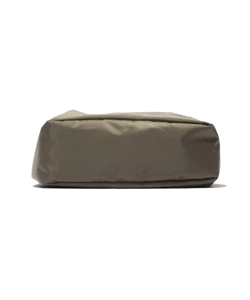 F/CE. (エフシーイー)の「F/CE./エフシーイー 420 re/cor 2WAY SHOULDER TOTE 28L(ボディバッグ/ウエストポーチ・メンズ・ミント/ブラック/セージグリーン・FREE)」の18枚目の写真