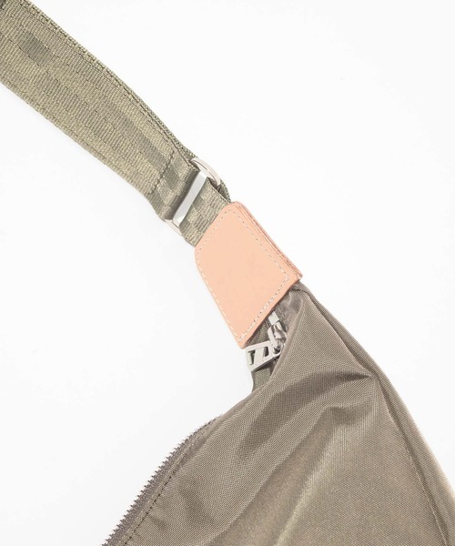 F/CE. (エフシーイー)の「F/CE./エフシーイー 420 re/cor 2WAY SHOULDER TOTE 28L(ボディバッグ/ウエストポーチ・メンズ・ミント/ブラック/セージグリーン・FREE)」の12枚目の写真