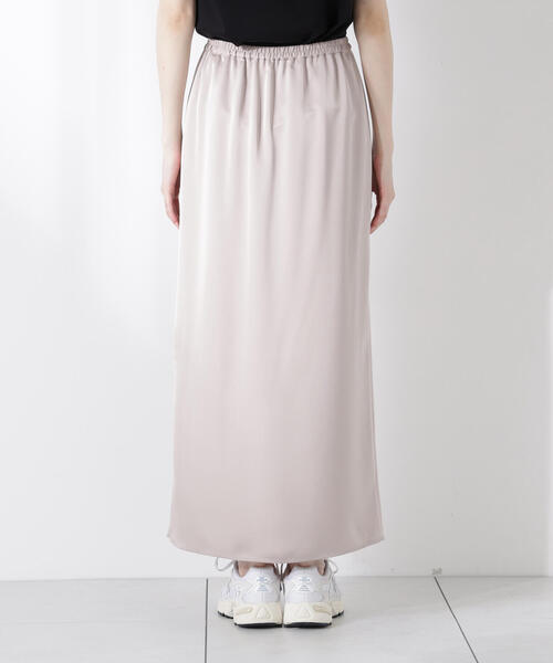 PROPORTION BODY DRESSING（プロポーションボディドレッシング）の「マットサテンスリットスカート / 1215220613（スカート・レディース・ベージュ/ブラウン・MEDIUM/P/S）」の15枚目の写真