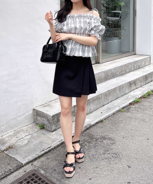 INGNI（イング）の「サイドベルトラッププリーツスカパン（スカート・レディース・ブラック/グレー/ベージュ・FREE）」の11枚目の写真