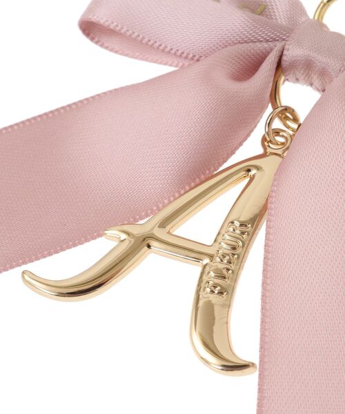 Maison de FLEUR（メゾンドフルール）の「イニシャルリボンパールチャーム（チャーム・レディース・A/Y/R/N/M/K/T/S/C/H・FREE）」の15枚目の写真